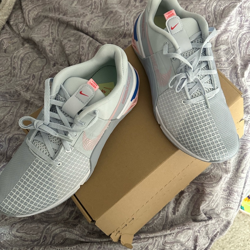 Nike Metcon 8 woman’s 10.5 brand new